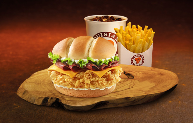 Füme Deluxe Sandviç Menü